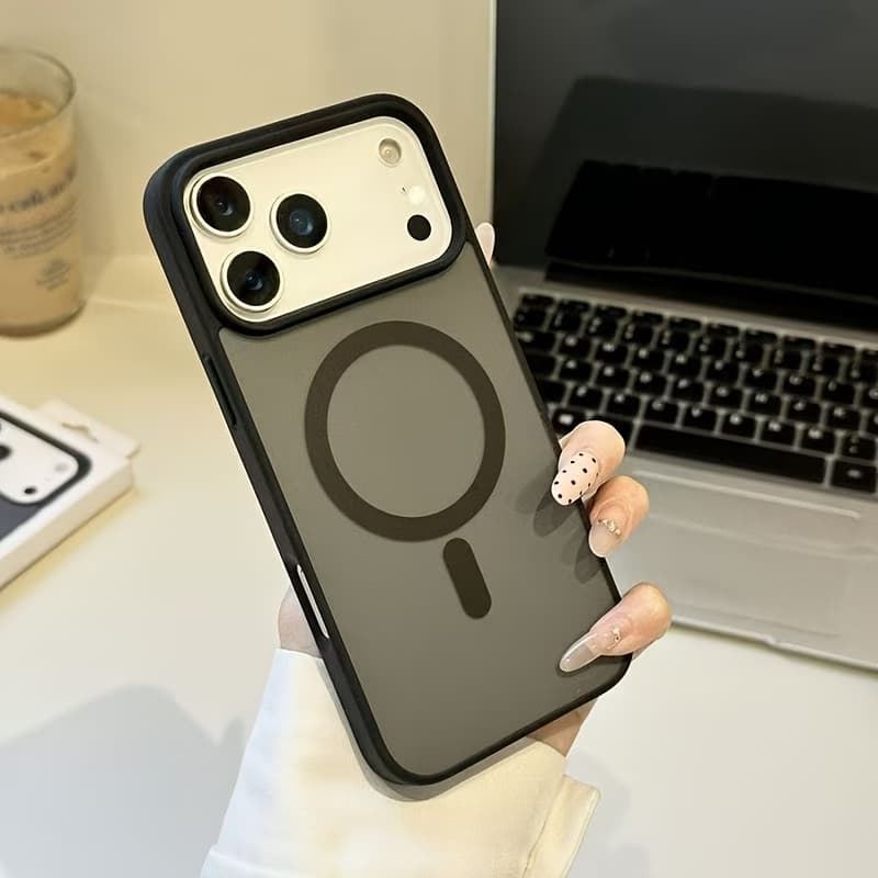 Hard Case with MagSafe for iPhone 17 Pro max / 18 Pro Max Dark